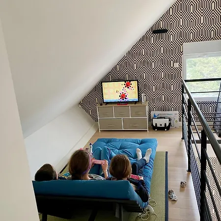 شقة In Mit Grossem Balkon Und Meerblick By Interhome