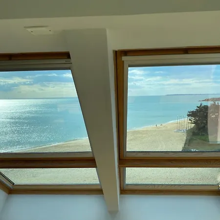 In Mit Grossem Balkon Und Meerblick By Interhome * Pornichet