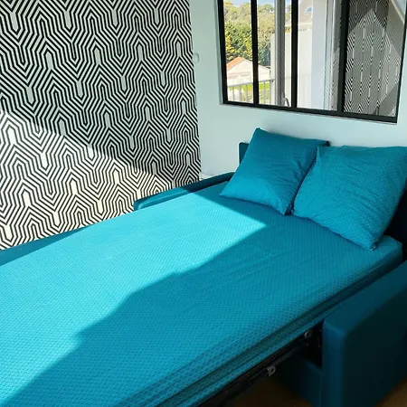 Apartment In Mit Grossem Balkon Und Meerblick By Interhome *
